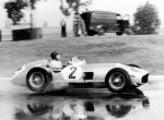 30  1955 .     ,    300 SLR