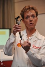 -  ,     Shell Global Solutions